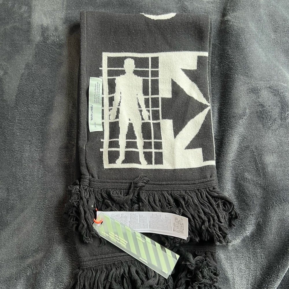 Off-White Scarf